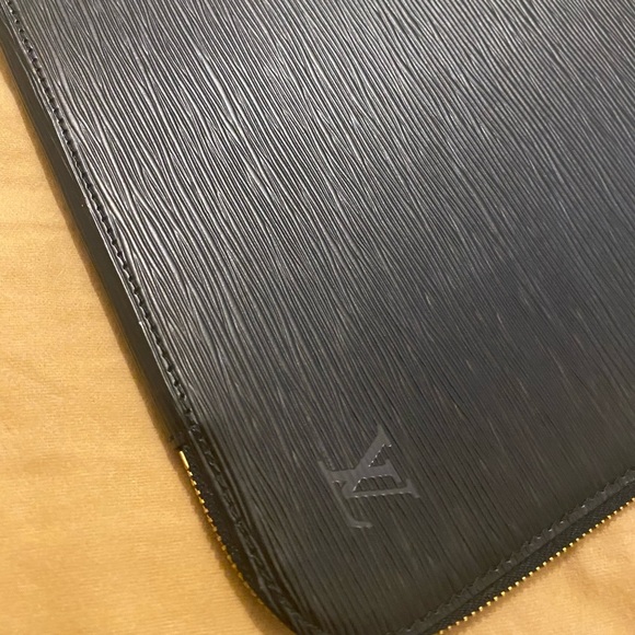 Louis Vuitton Noir Epi Poche Documents Briefcase. Never used! - Picture 4 of 10